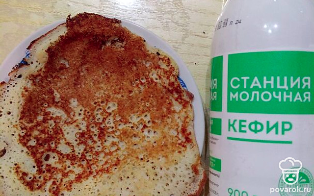 Вкусные блинчики на кефире с сахаром и содой — Рецепт с фото