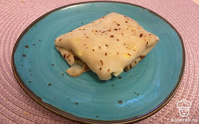 Блинчики с луком и яйцом — Рецепт с фото