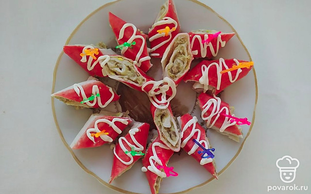 Крабовая закуска с печенью трески на праздничный стол — Рецепт с фото