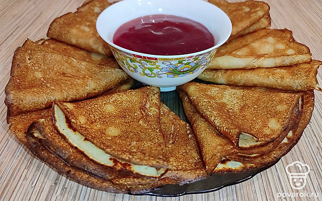 Банановые блины на молоке — Рецепт с фото