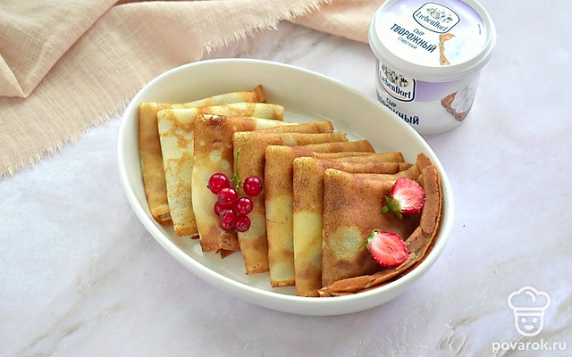 Блины на молоке с творожным сыром — Рецепт с фото