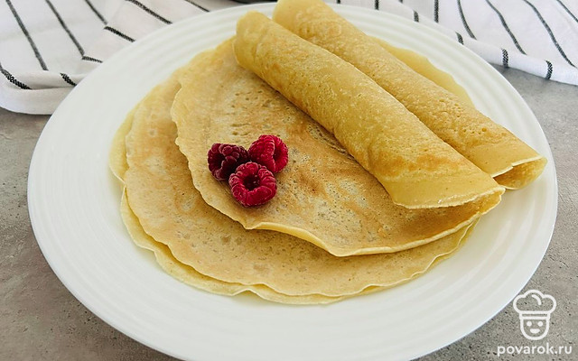 Толстые блины на воде — Рецепт с фото