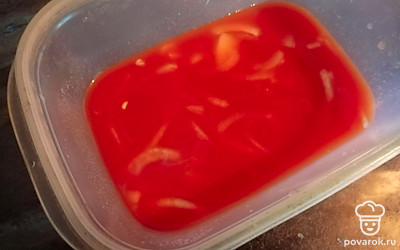 Долить стакан воды. Все перемешать. 