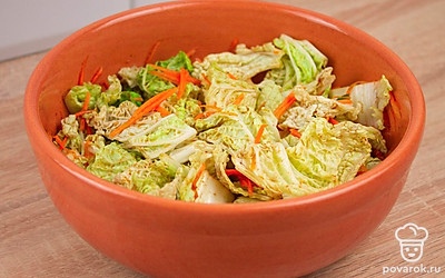 Тщательно перемешайте руками.