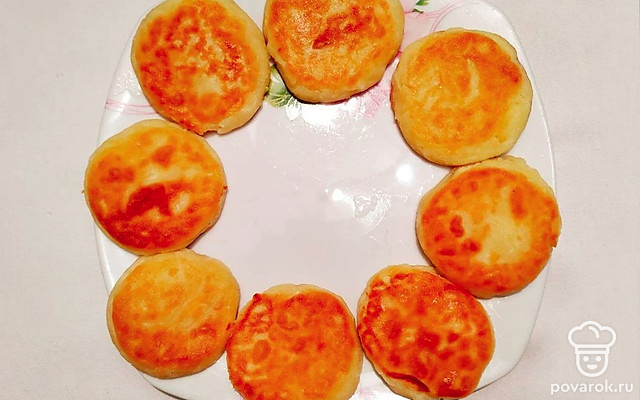 Классические пышные сырники из творога — Рецепт с фото