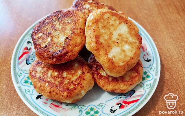 Воздушные сырники со вкусом детства — Рецепт с фото