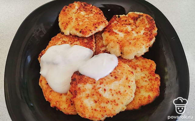 Домашние сырники для выходных — Рецепт с фото