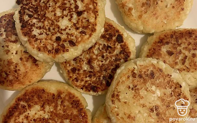 Домашние сырники с кокосовой стружкой — Рецепт с фото