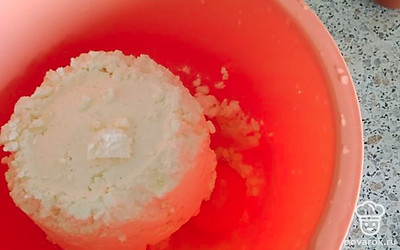 Смешайте все ингредиенты до однородной массы.