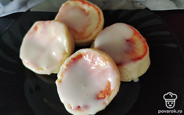 Самые нежные сырники со сгущенкой — Рецепт с фото