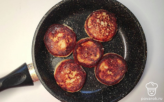 Вкусные ванильные сырники — Рецепт с фото