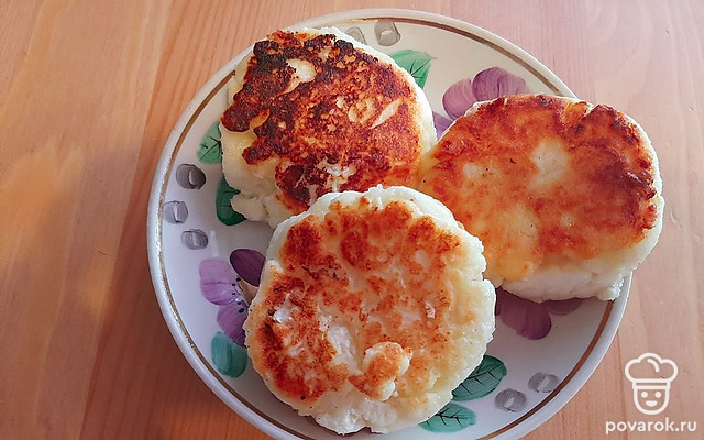 Сырники с рисовой мукой и вареньем — Рецепт с фото