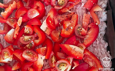 Выпекайте в разогретой духовке 20 минут при 200˚C.