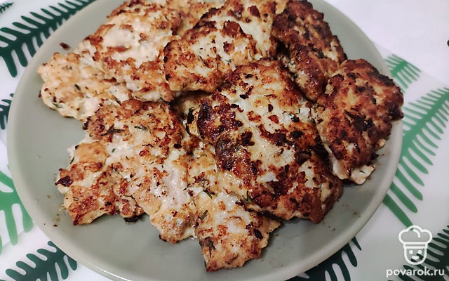 Куриные котлетки «Семейный бюджет» — Рецепт с фото
