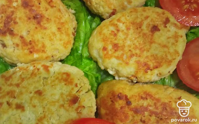 Диетические куриные котлеты — Рецепт с фото