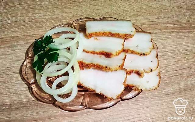 Ароматное сало с молотым кориандром — Рецепт с фото