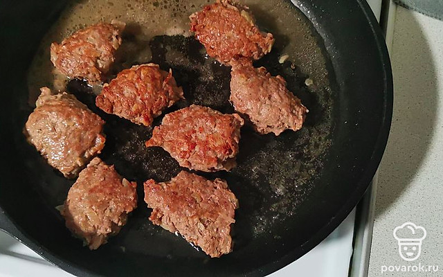 Сочные мини-котлетки из куриного фарша — Рецепт с фото