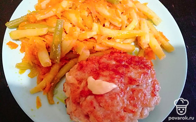 Подавать с гарниром.