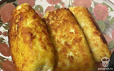 Подавать с зелёным салатом горячими!