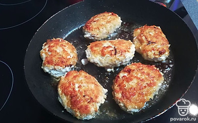 Пожарить на среднем огне.