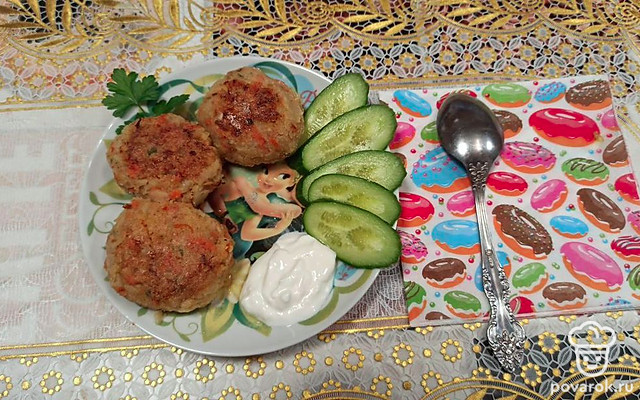 Котлеты из капусты с овощами на манке — Рецепт с фото