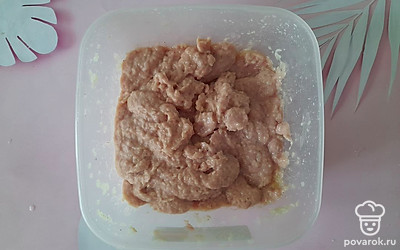 Перемешайте все ингредиенты. 