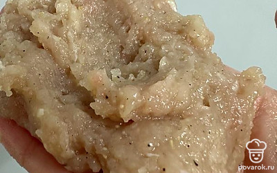 Фарш должен получиться однородным.