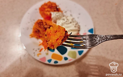 Добавьте сметану, зелень (кинзу, петрушку). Отличный вариант для здорового завтрака. Заряд энергии на весь день!