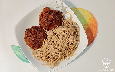 Подавайте блюдо с любимым гарниром.