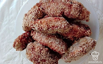 Обжарьте на сковороде до готовности. 