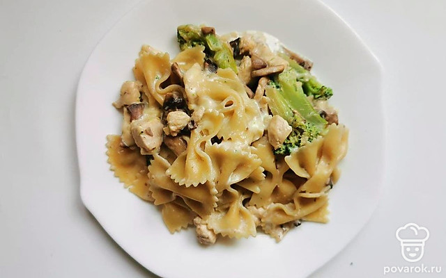 Ароматное фондю с макаронами и сочными грибами по-домашнему — Рецепт с фото