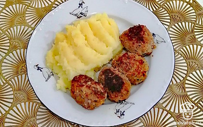 Котлеты готовы. Приятного аппетита! 