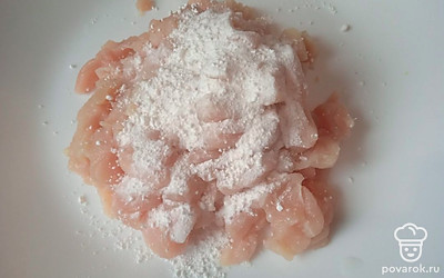 Добавьте крахмал. 