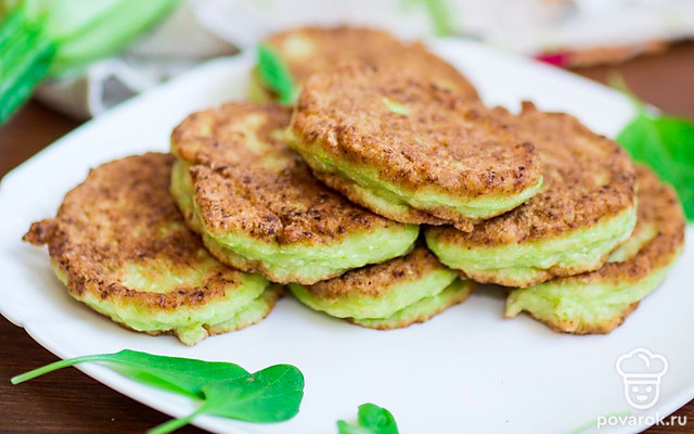 Аппетитные оладьи из кабачков — Рецепт с фото