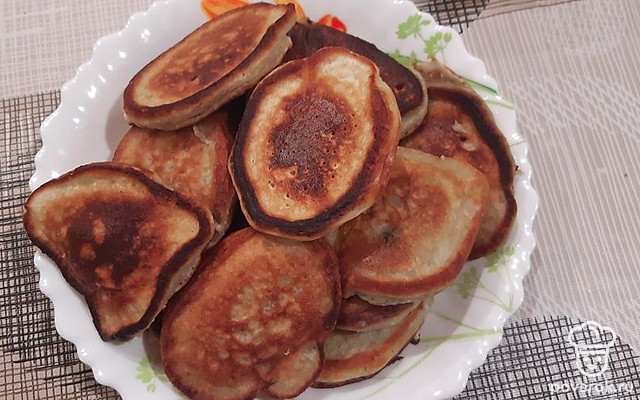 Оладушки из йогурта по рецепту мамы — Рецепт с фото