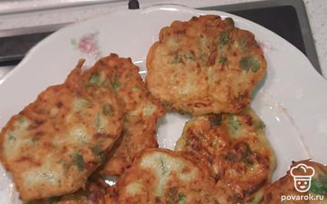 Полезные кабачковые оладьи по-домашнему — Рецепт с фото