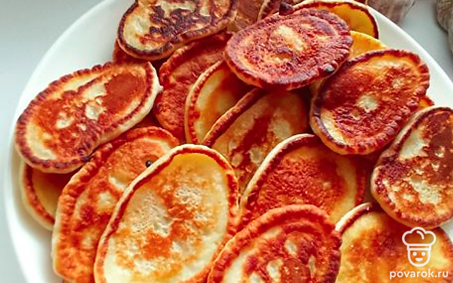 Быстрые пышные оладушки — Рецепт с фото