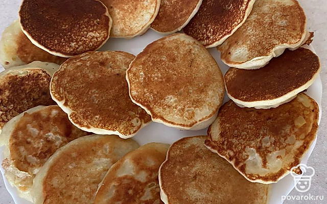 Банановые оладьи на рисовой муке — Рецепт с фото