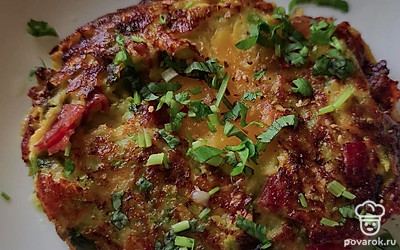 Сверху посыпаем любимой зеленью для сочности.