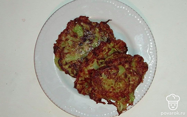 Мягкие оладьи из кабачков без яиц — Рецепт с фото