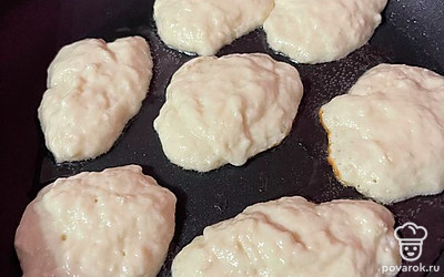 Обжариваем на растительном масле с двух сторон до готовности.