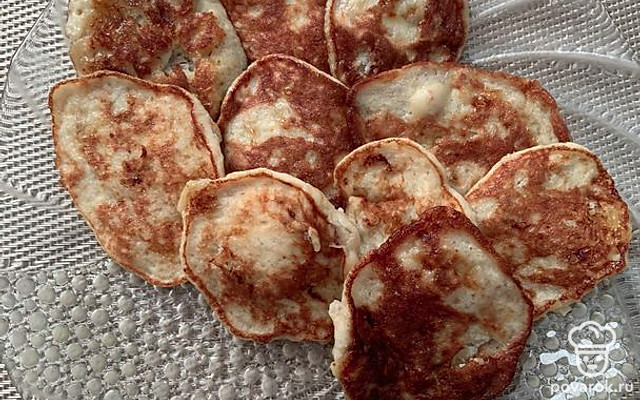 Банановые оладушки из двух ингредиентов — Рецепт с фото