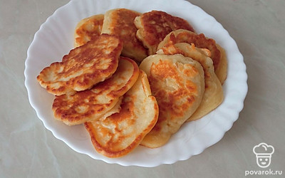 Подавать к чаю горячими.