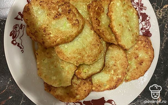 Кабачково-пшеничные оладьи — Рецепт с фото