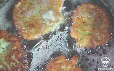 Жарим с обеих сторон.