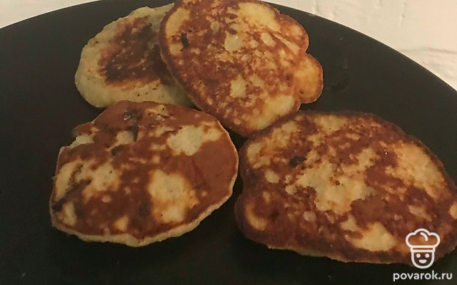 Банановые оладьи на муке из зеленой гречки — Рецепт с фото