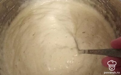 Тесто должно немного подняться. 