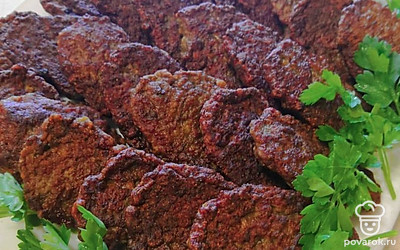 Подаем, украсив зеленью.