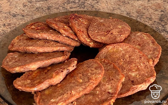 Банановые оладушки с овсянкой и какао — Рецепт с фото