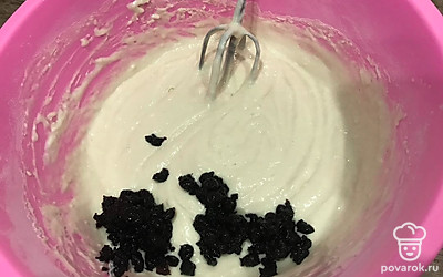 Добавьте варенье.